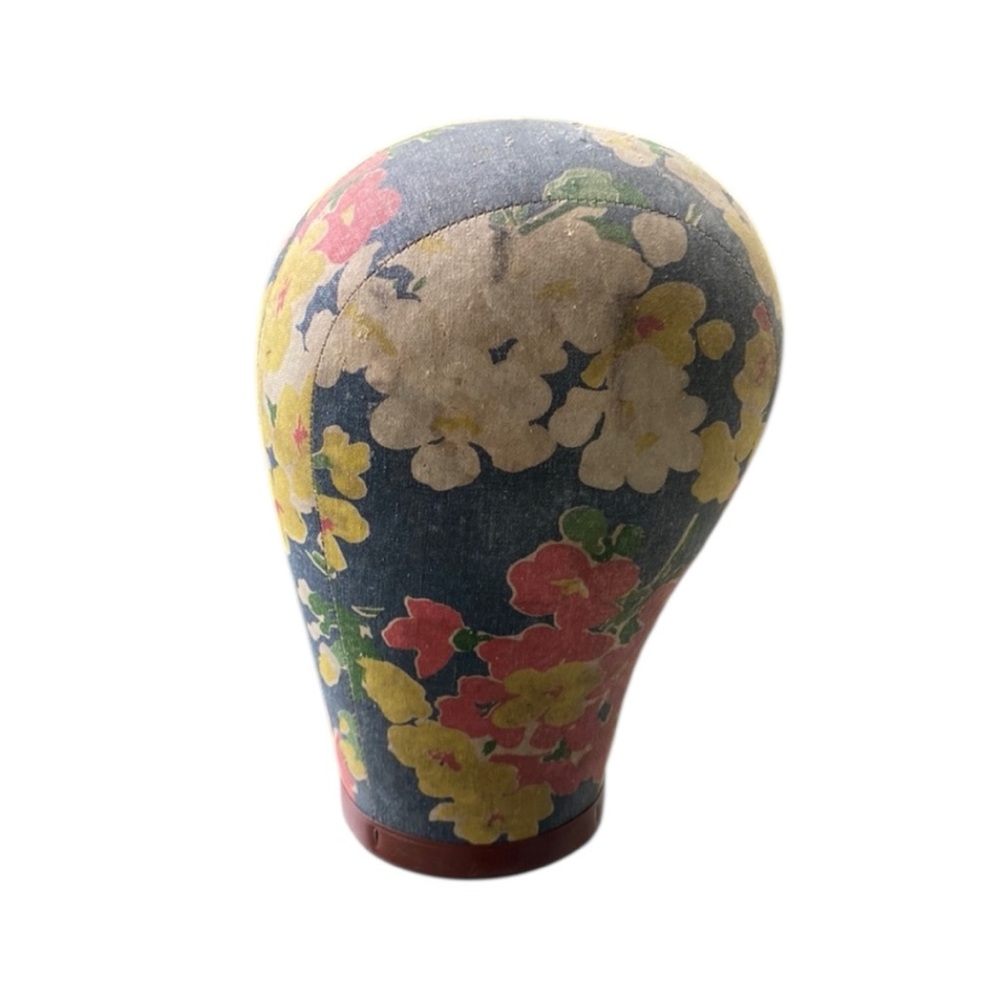 Vintage Floral Millinery Hat Form – 1940s Retro Wig & Hat Display